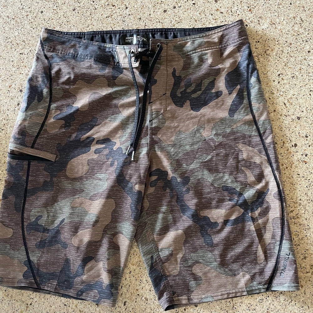 Mens, Hurley swim short. No lining. XL with zip side pocket. Camo.